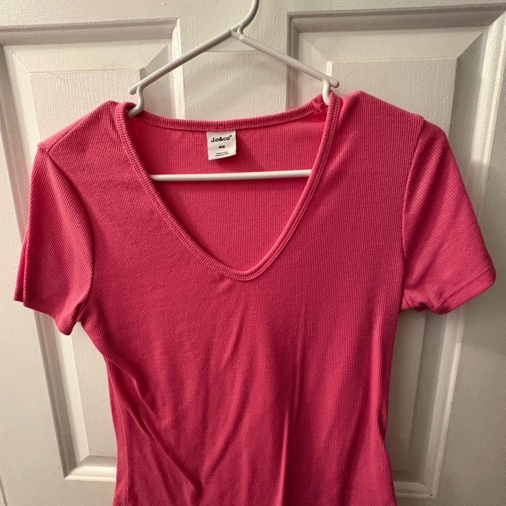 Women's Pink V-Neck Crop Top